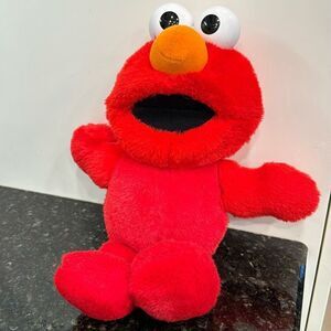 Vintage Tyco Tickle Me Elmo Sesame Street 15" Talking Plush. 1997. Works